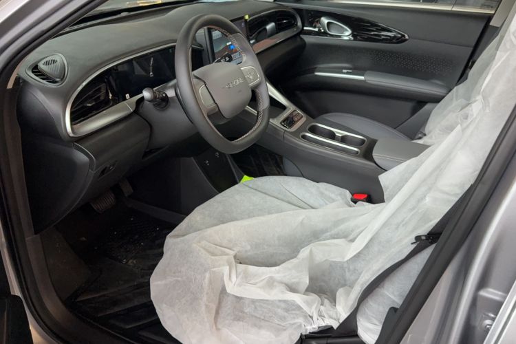 Used Geely Galaxy Geome 2025 310km Youth Edition Interior 1