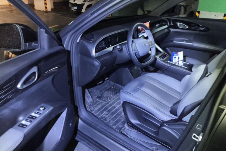 Used Geely Galaxy Geome 2025 310km Youth Edition Interior 3