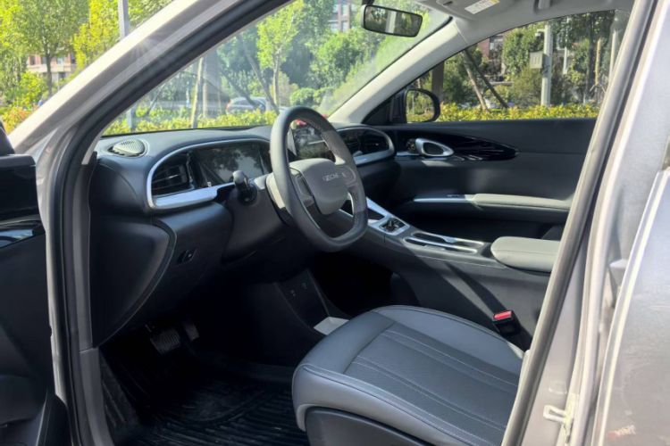 Used Geely Galaxy Geome 2025 310km Youth Edition Interior 4
