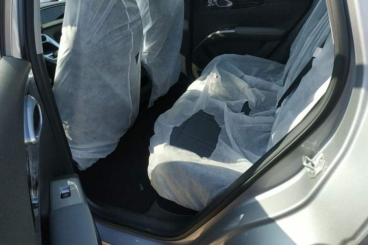 Used Geely Galaxy Geome 2025 310km Youth Edition Interior 4