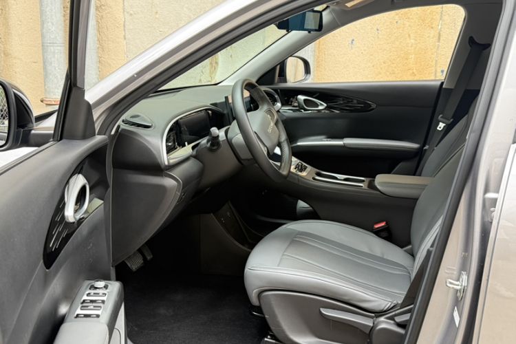 Used Geely Galaxy Geome 2025 310km Youth Edition Interior 5
