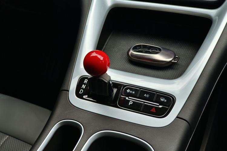 Used Geely Galaxy Geome 2025 310km Dream Edition Interior 8