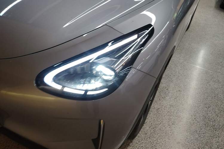 Used Geely Galaxy Geome 2025 UP 410km Exploration Edition Left Front Headlight