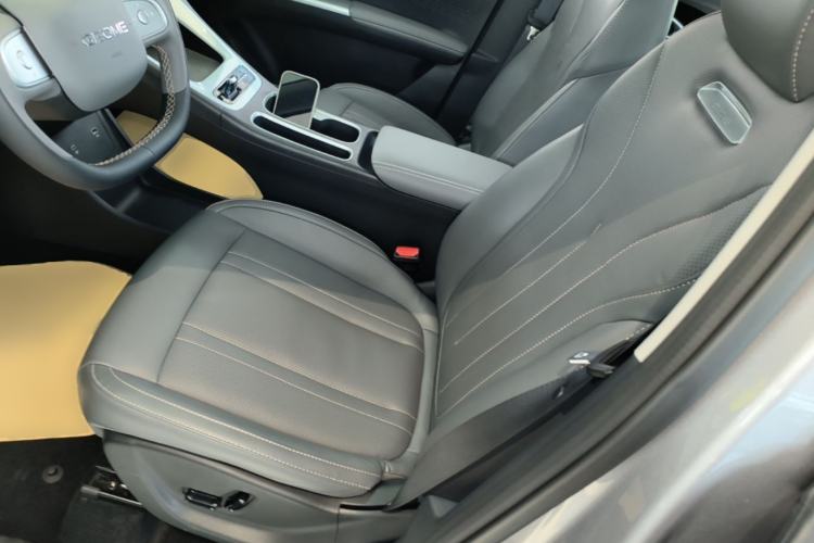Used Geely Galaxy Geome 2025 UP 410km Exploration Edition Left Front Seat