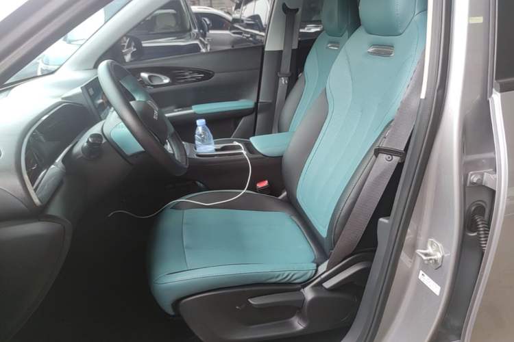 Used Geely Galaxy Geome 2025 310km Youth Edition Left Front Seat