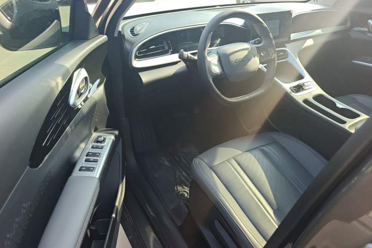 Used Geely Galaxy Geome 2025 310km Youth Edition Left Front Seat
