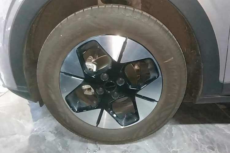 Used Geely Galaxy Geome 2025 310km Dream Edition Left Front Wheel Hub