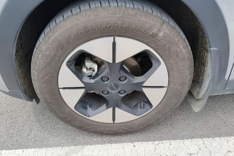 Used Geely Galaxy Geome 2025 310km Dream Edition Left Front Wheel Hub