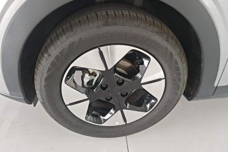 Used Geely Galaxy Geome 2025 310km Dream Edition Left Front Wheel Hub