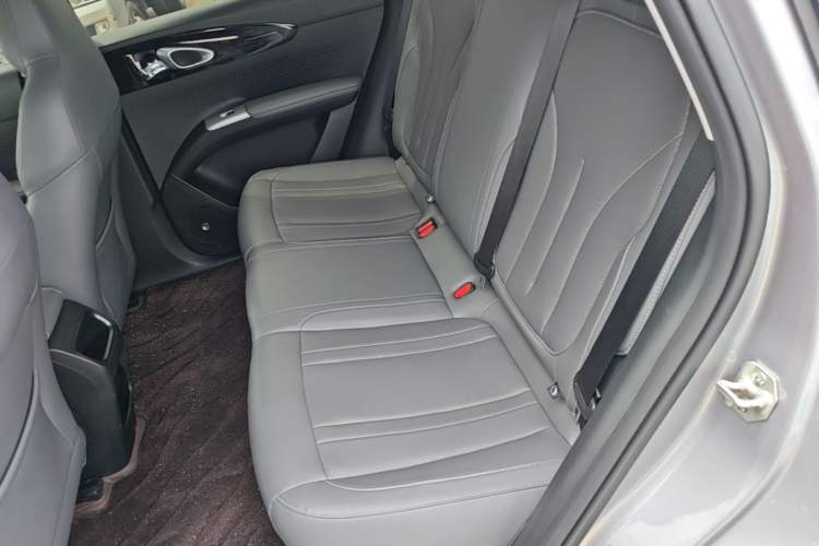 Used Geely Galaxy Geome 2025 310km Youth Edition Left Rear Seat