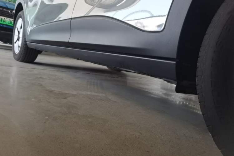 Used Geely Galaxy Geome 2025 410 km Free Version Left Side Sill