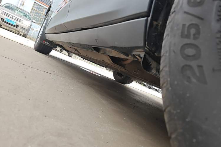 Used Geely Galaxy Geome 2025 310km Youth Edition Left Side Sill