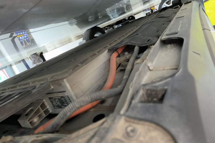 Used Geely Galaxy Geome 2025 UP 410km Exploration Edition Left Side Sill