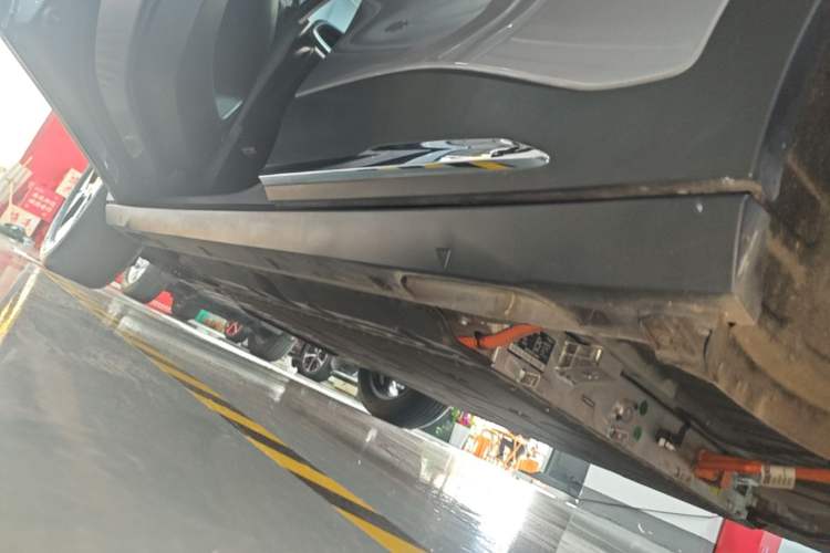 Used Geely Galaxy Geome 2025 310km Dream Edition Left Side Sill