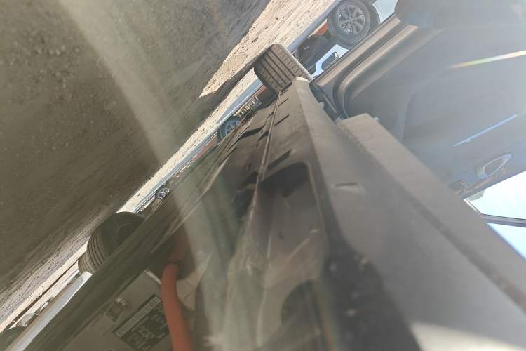 Used Geely Galaxy Geome 2025 310km Youth Edition Left Side Sill