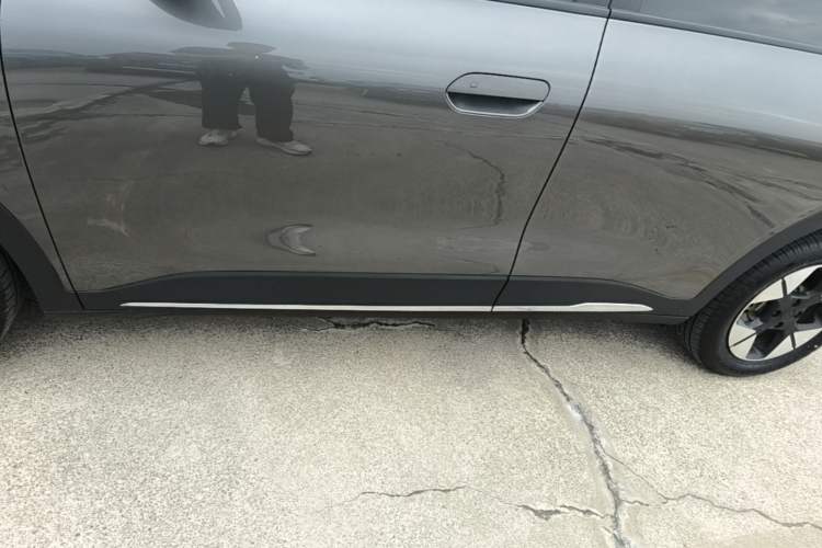 Used Geely Galaxy Geome 2025 UP 410km Exploration Edition Left Side Sill