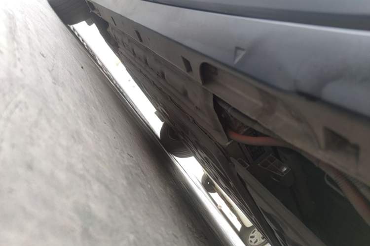 Used Geely Galaxy Geome 2025 310km Youth Edition Left Side Sill