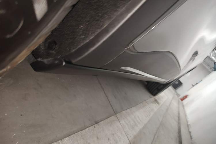 Used Geely Galaxy Geome 2025 UP 410km Exploration Edition Left Side Sill