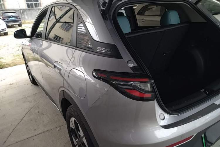 Used Geely Galaxy Geome 2025 310km Dream Edition Rear Left 45 Deg