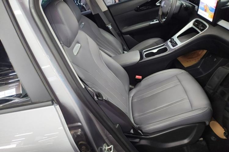 Used Geely Galaxy Geome 2025 310km Youth Edition Right Front Seat