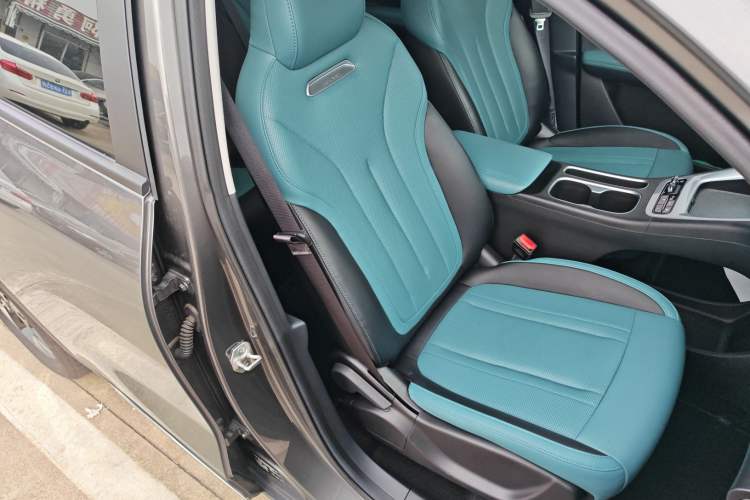 Used Geely Galaxy Geome 2025 UP 410km Exploration Edition Right Front Seat