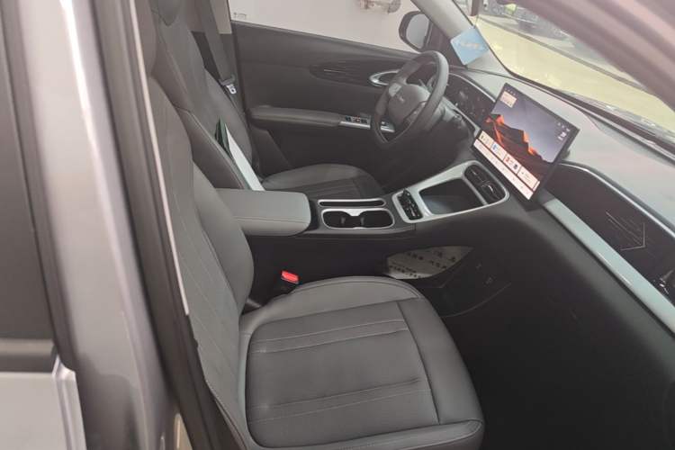 Used Geely Galaxy Geome 2025 310km Dream Edition Right Front Seat