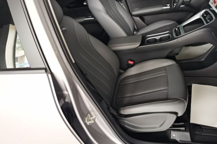 Used Geely Galaxy Geome 2025 410 km Free Version Right Front Seat