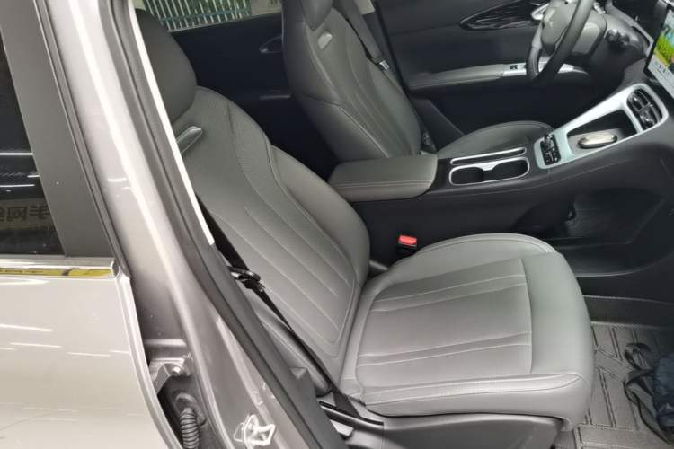 Used Geely Galaxy Geome 2025 310km Youth Edition Right Front Seat