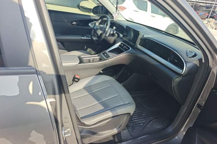 Used Geely Galaxy Geome 2025 310km Youth Edition Right Front Seat