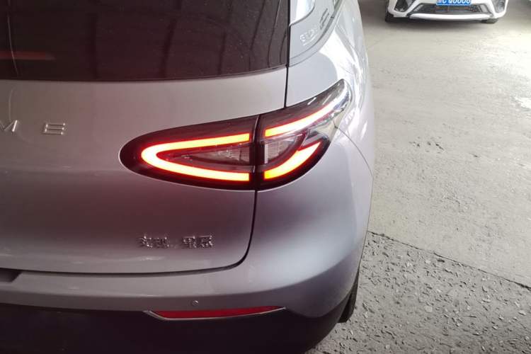 Used Geely Galaxy Geome 2025 310km Youth Edition Right Rear Taillight