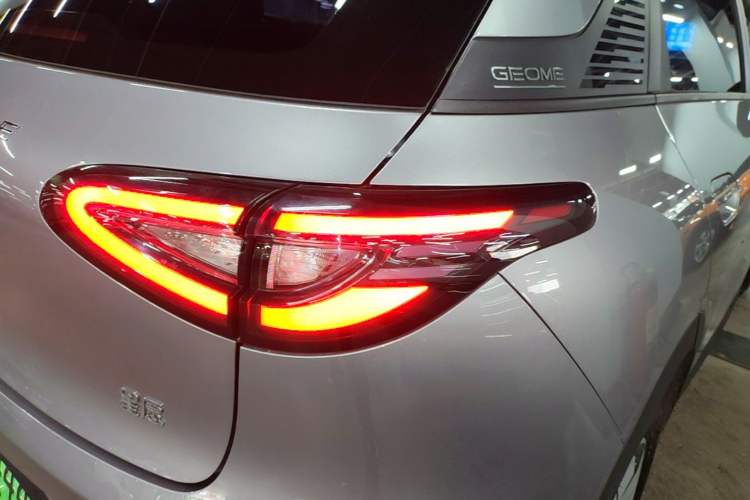 Used Geely Galaxy Geome 2025 310km Youth Edition Right Rear Taillight
