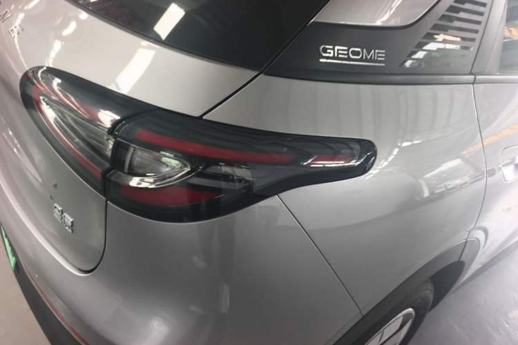 Used Geely Galaxy Geome 2025 310km Youth Edition Right Rear Taillight