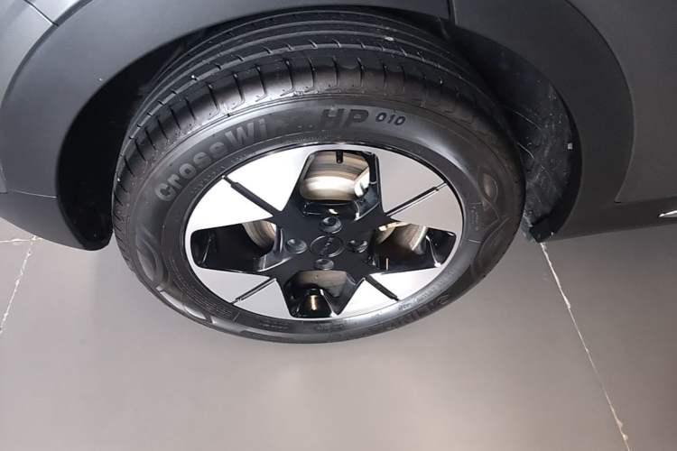 Used Geely Galaxy Geome 2025 310km Dream Edition Right Rear Wheel Hub