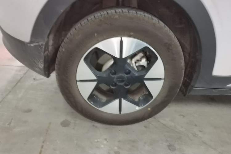 Used Geely Galaxy Geome 2025 310km Dream Edition Right Rear Wheel Hub