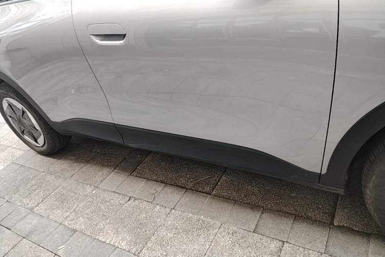 Used Geely Galaxy Geome 2025 310km Youth Edition Right Side Sill
