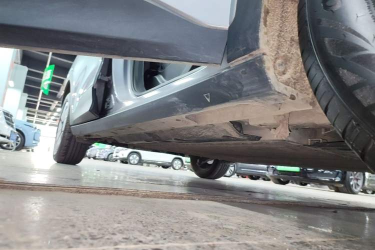 Used Geely Galaxy Geome 2025 310km Youth Edition Right Side Sill