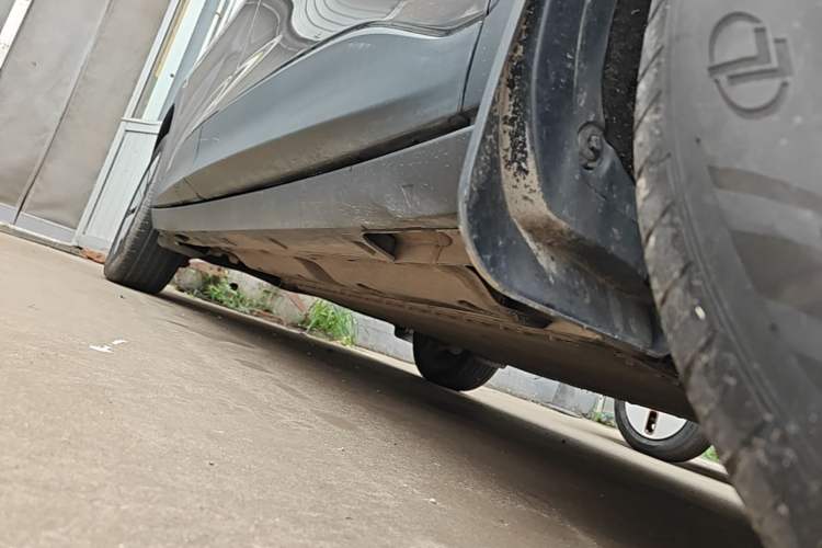 Used Geely Galaxy Geome 2025 310km Youth Edition Right Side Sill