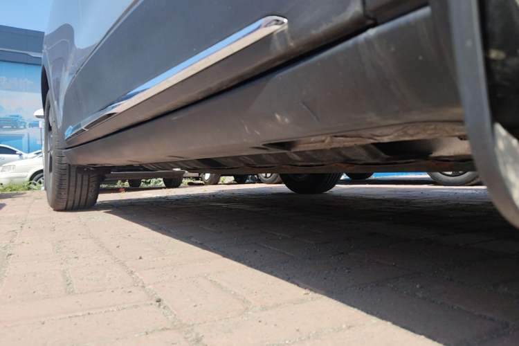 Used Geely Galaxy Geome 2025 310km Dream Edition Right Side Sill