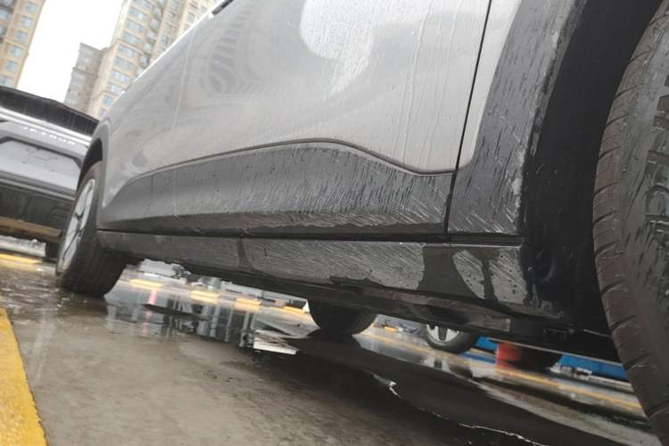 Used Geely Galaxy Geome 2025 310km Youth Edition Right Side Sill