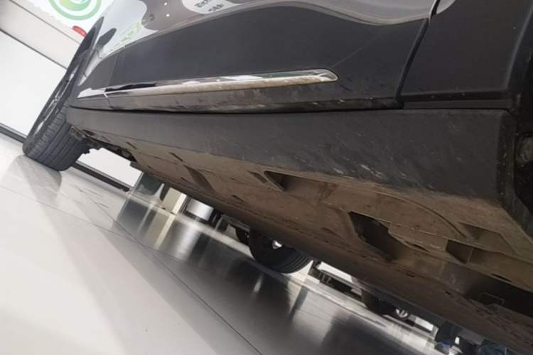Used Geely Galaxy Geome 2025 UP 410km Exploration Edition Right Side Sill