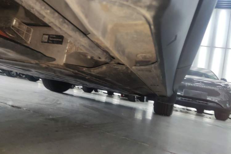 Used Geely Galaxy Geome 2025 310km Youth Edition Right Side Sill