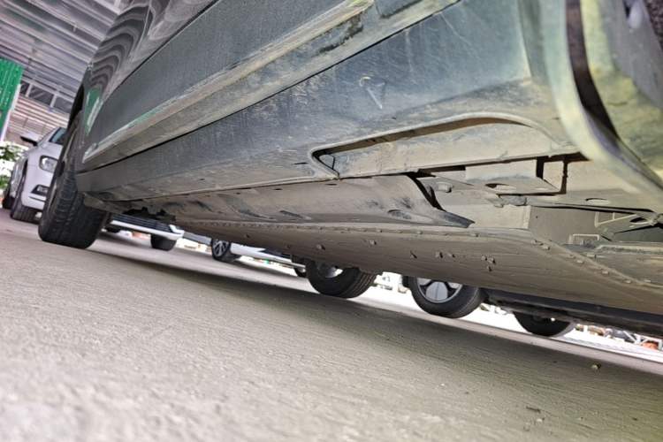 Used Geely Galaxy Geome 2025 UP 410km Exploration+ Edition Right Side Sill