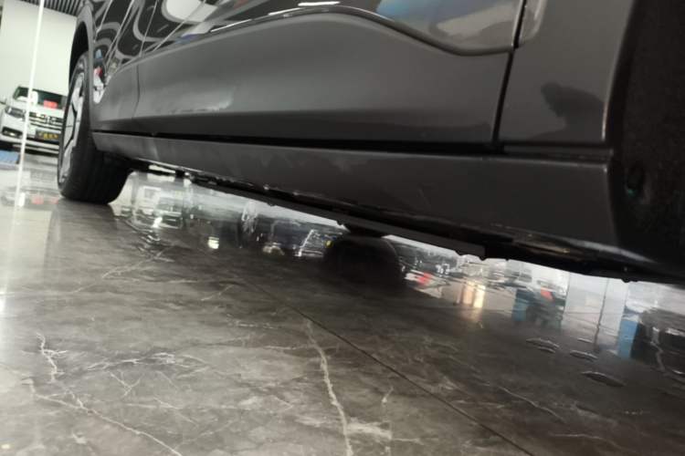 Used Geely Galaxy Geome 2025 310km Youth Edition Right Side Sill