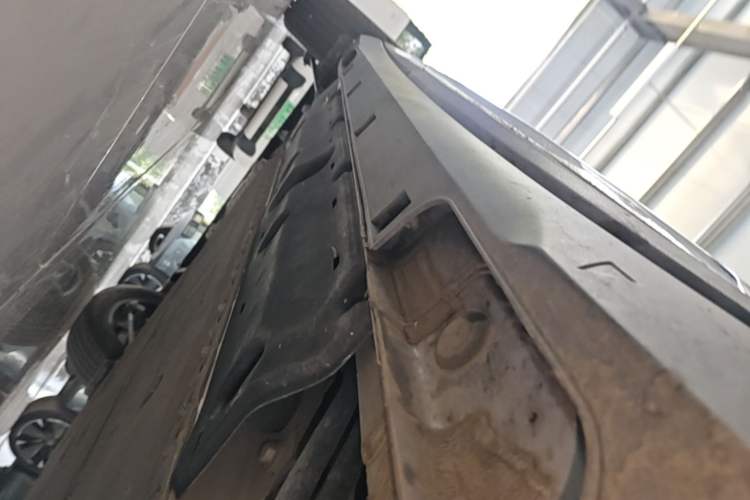 Used Geely Galaxy Geome 2025 310km Dream Edition Right Side Sill