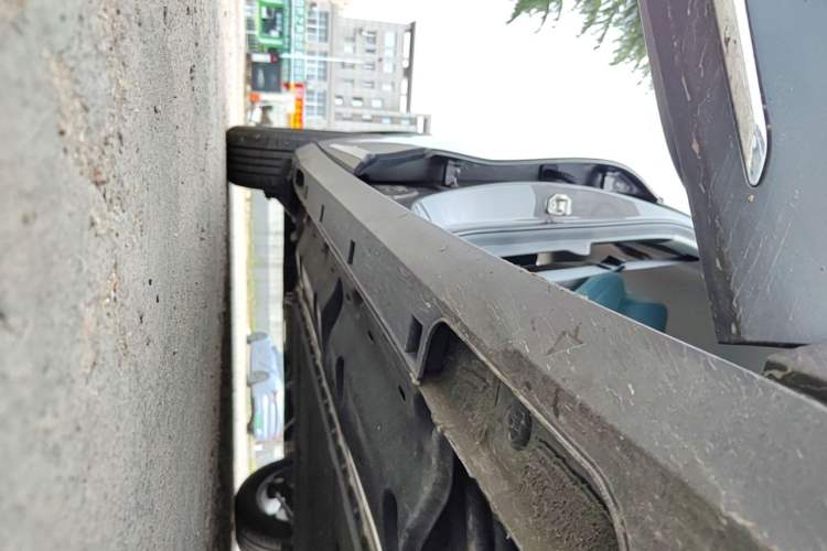 Used Geely Galaxy Geome 2025 310km Dream Edition Right Side Sill