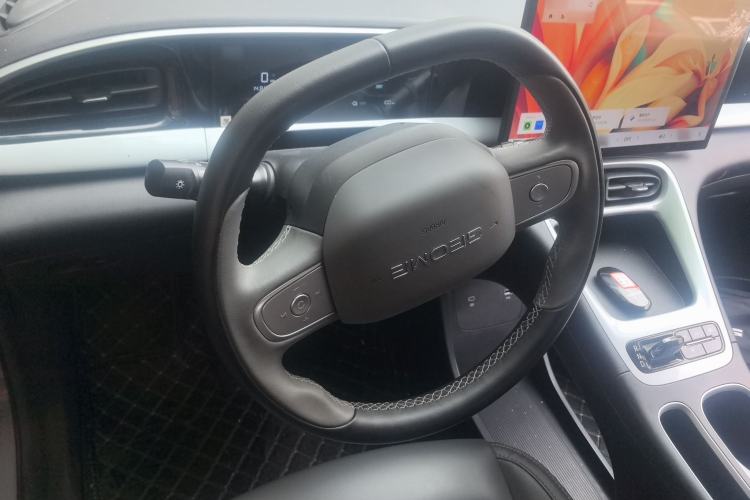Used Geely Galaxy Geome 2025 UP 410km Exploration Edition Steering Wheel