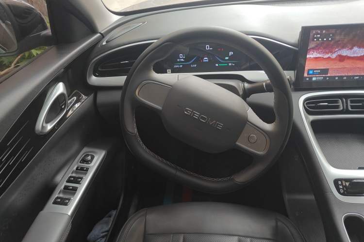 Used Geely Galaxy Geome 2025 310km Youth Edition Steering Wheel