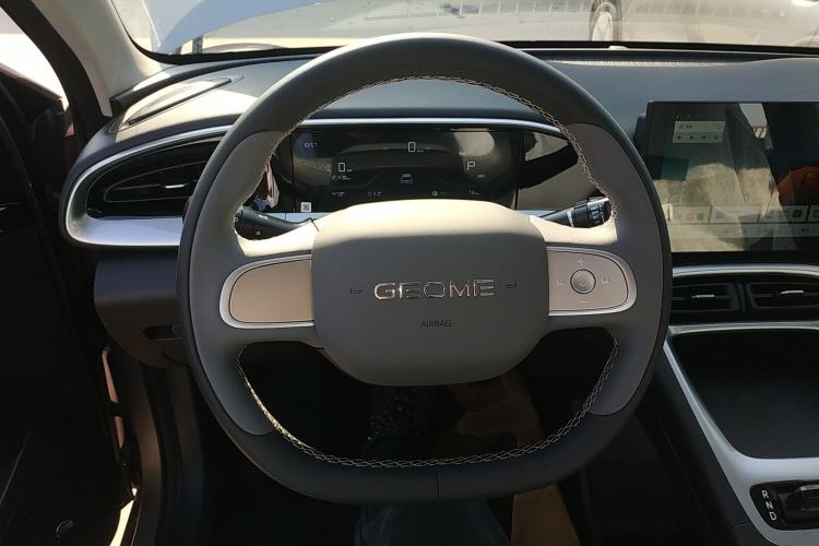 Used Geely Galaxy Geome 2025 310km Youth Edition Steering Wheel