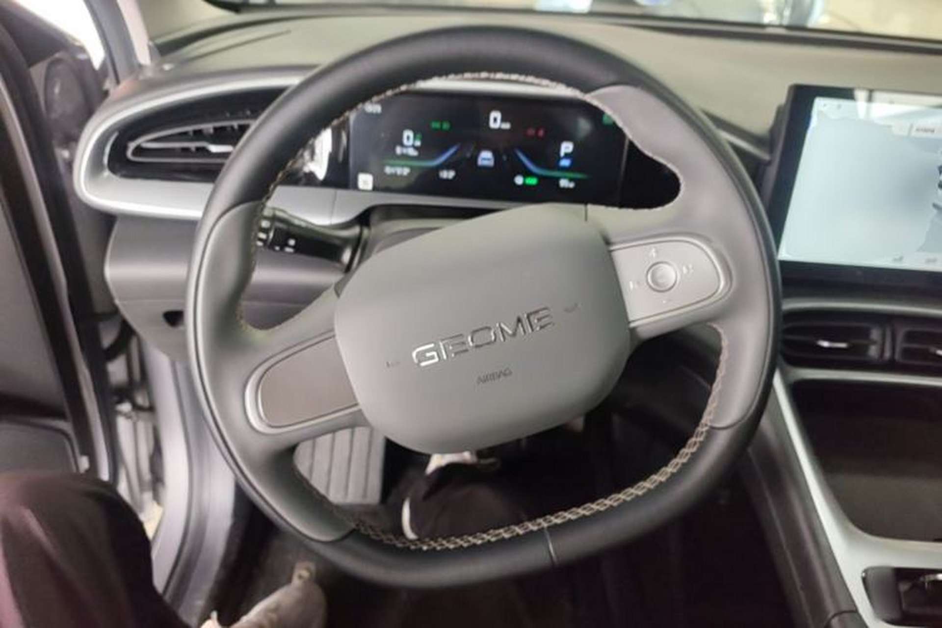 Used Geely Galaxy Geome 2025 310km Youth Edition Steering Wheel