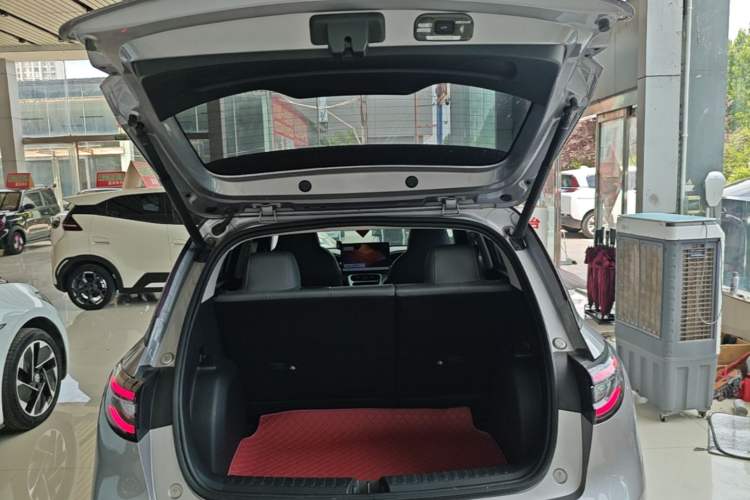 Used Geely Galaxy Geome 2025 310km Dream Edition Trunk